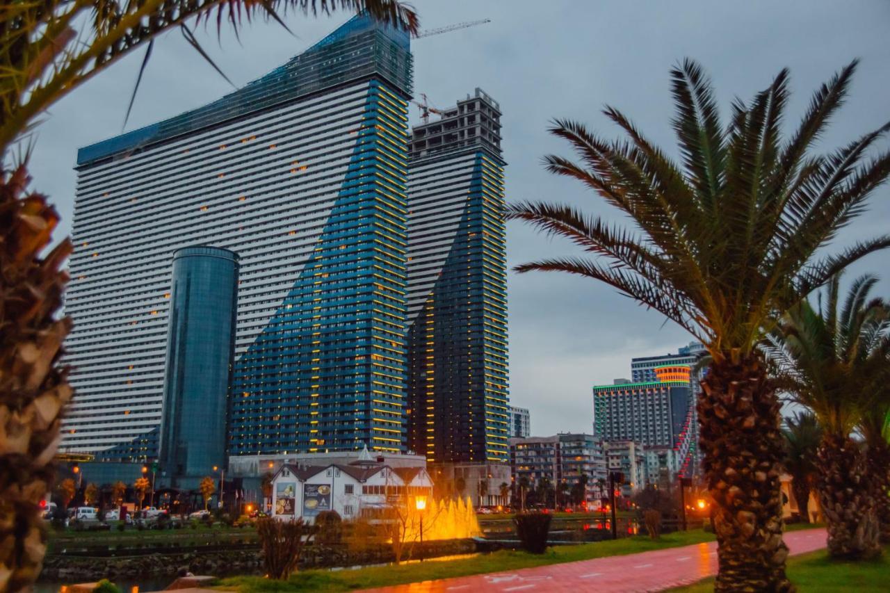 777 City Batumi Exterior foto